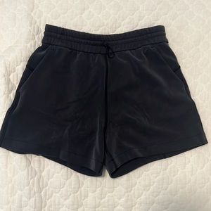 LULULEMON size 4 soft stream shorts. Worn twice - perfect condition.